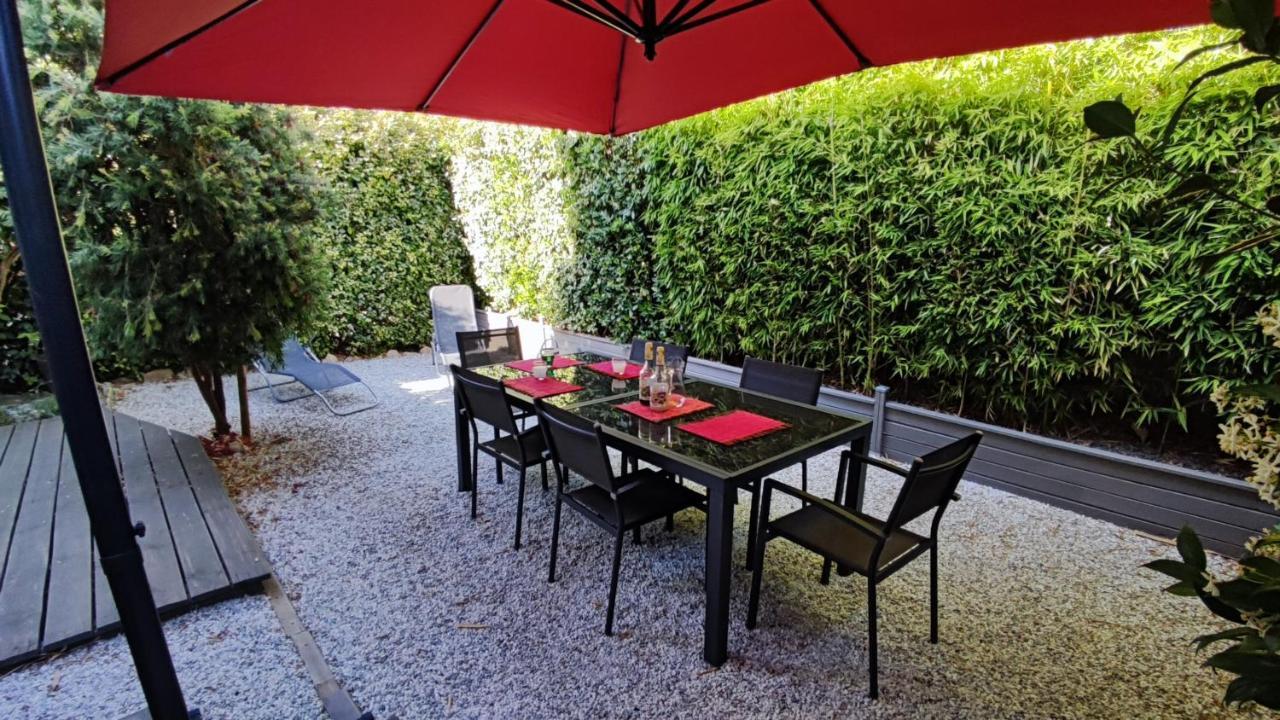 Au 8 De La Garance Villa L'Isle-sur-la-Sorgue Exterior photo